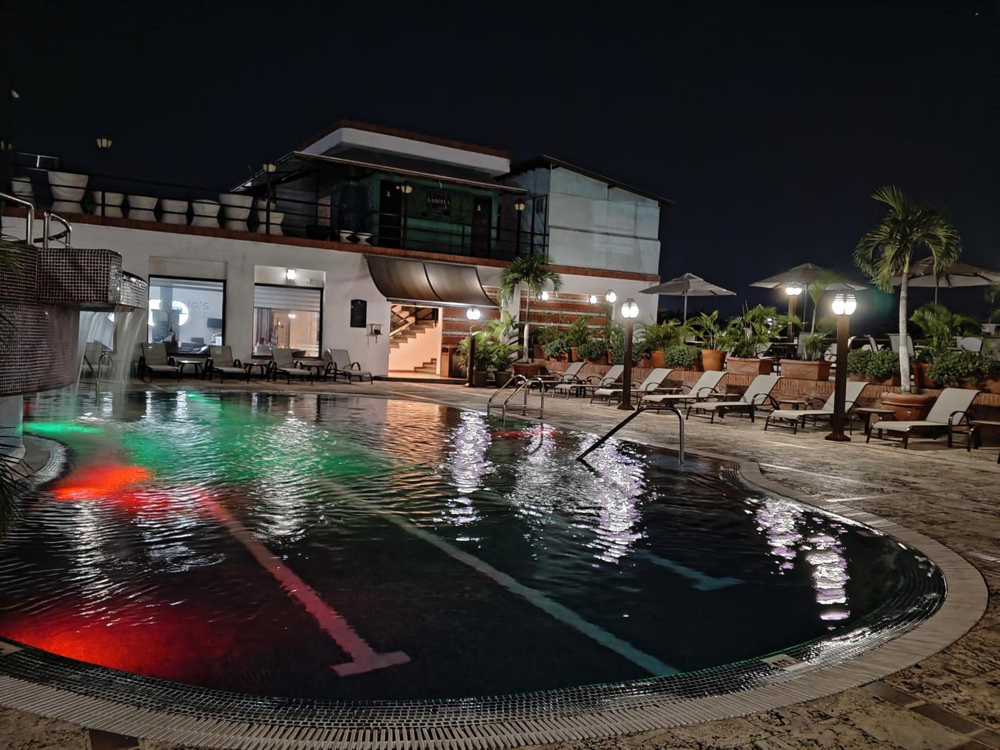 Executive Suites Валенсия Экстерьер фото