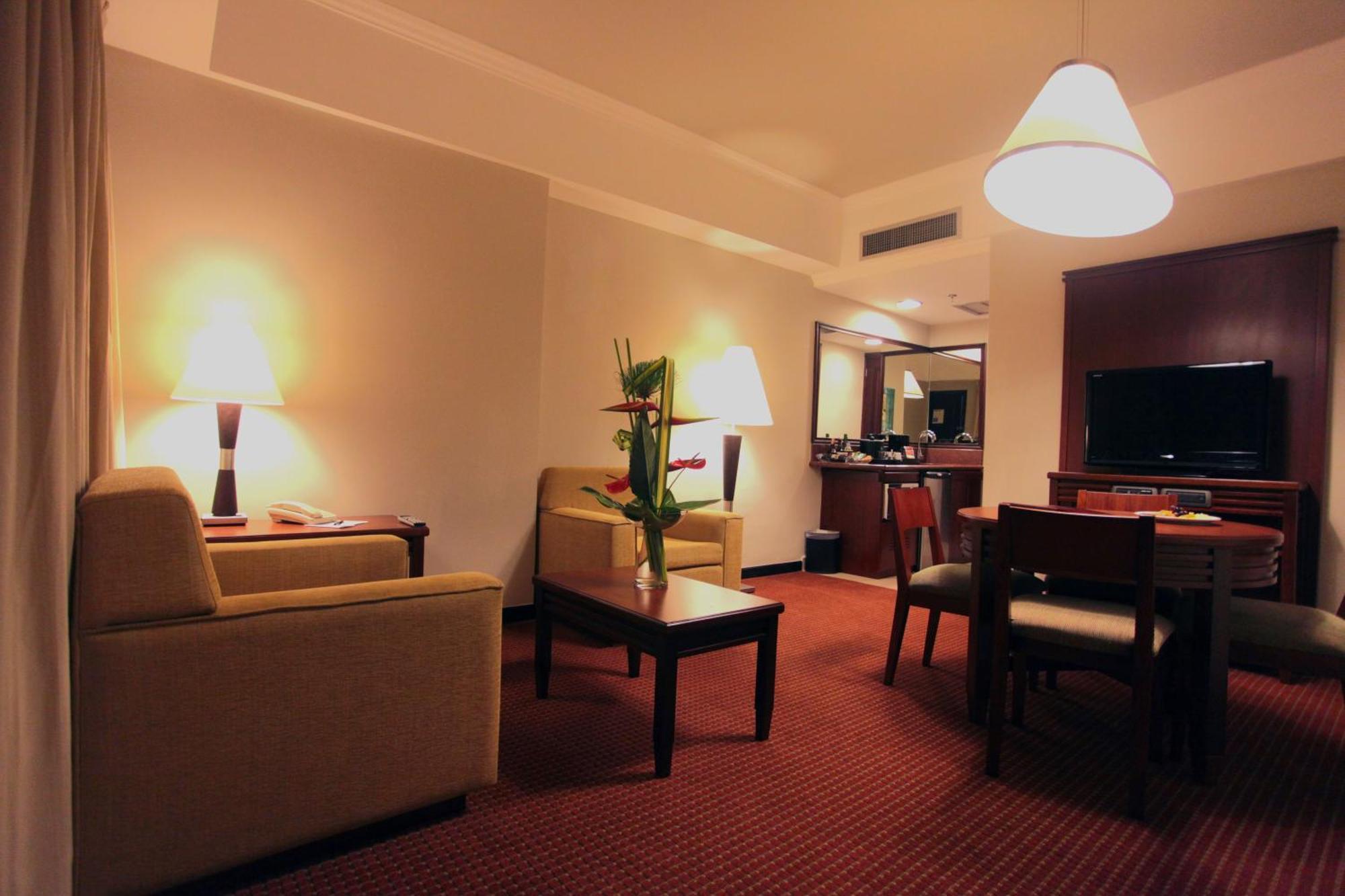 Executive Suites Валенсия Экстерьер фото