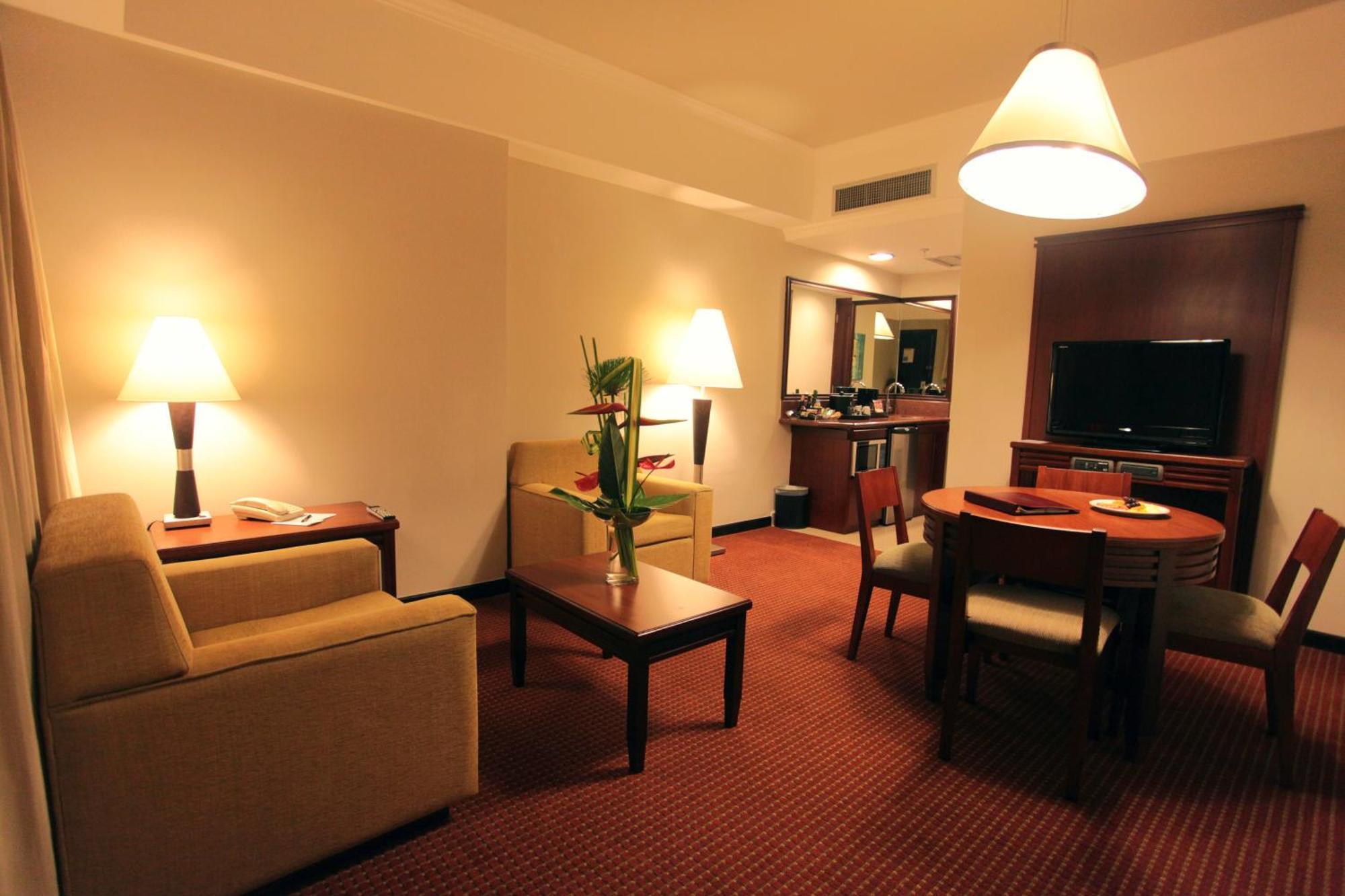 Executive Suites Валенсия Номер фото