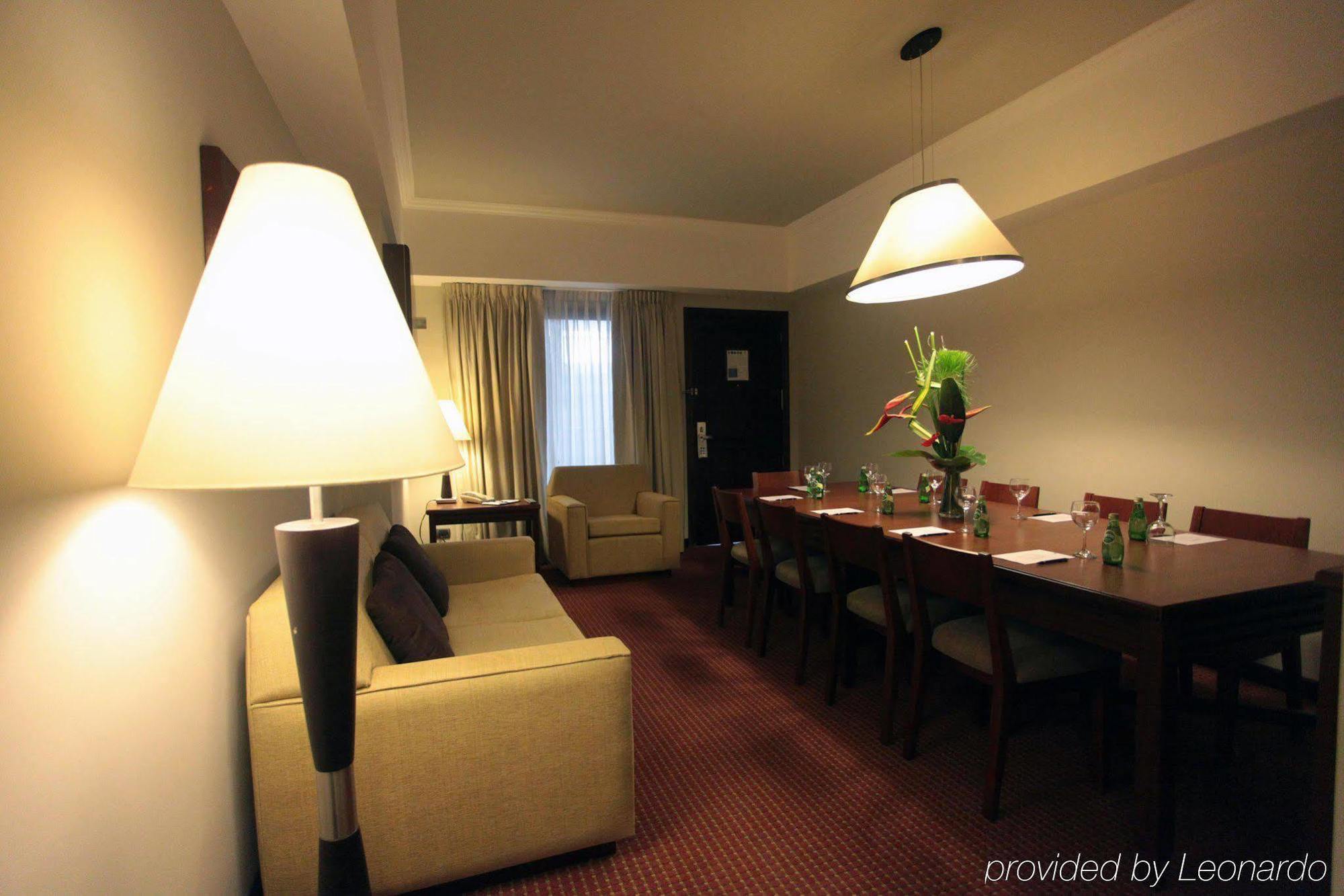 Executive Suites Валенсия Удобства фото