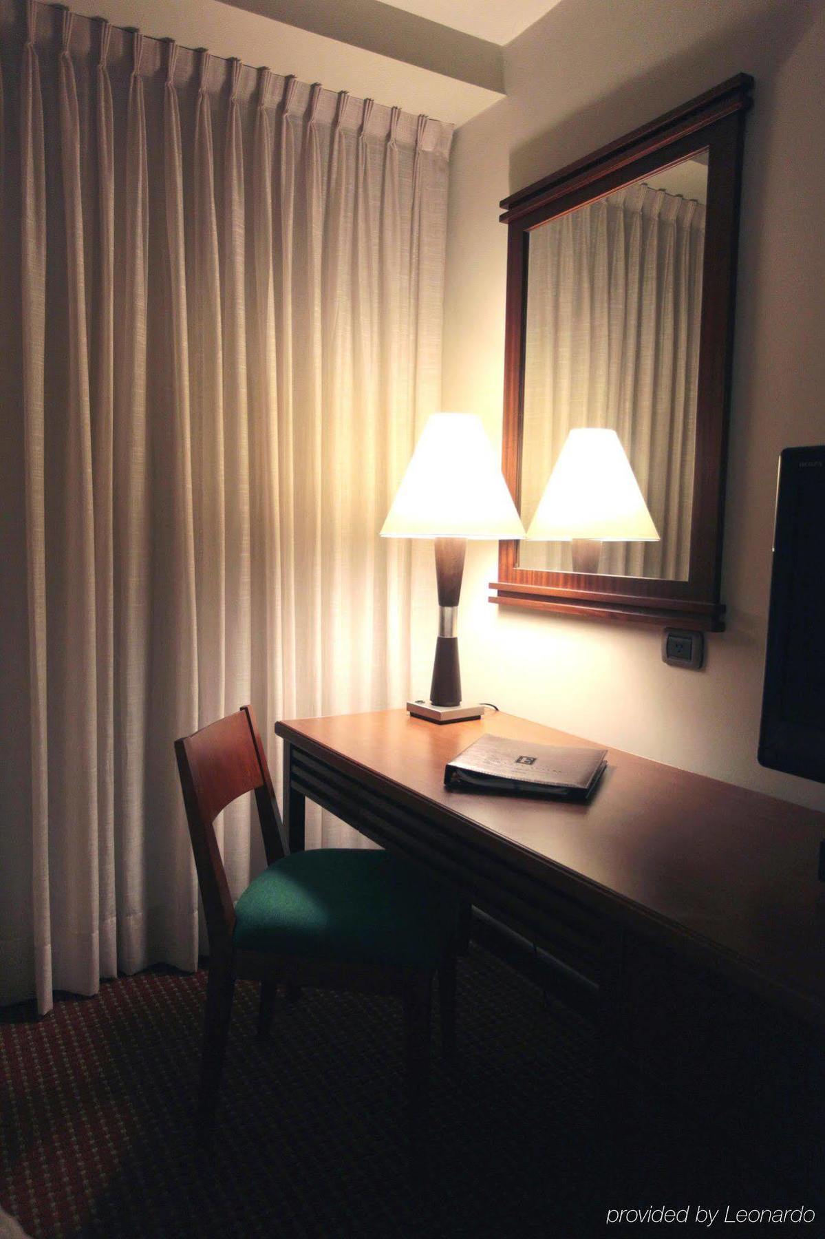 Executive Suites Валенсия Номер фото